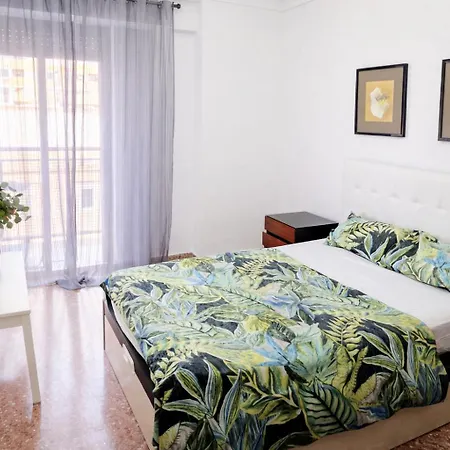Privada Δωμάτια σε οικογενειακή κατοικία *