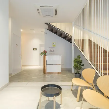 Chic & Comfortable Apartment, Private Terrace 4* Valencia