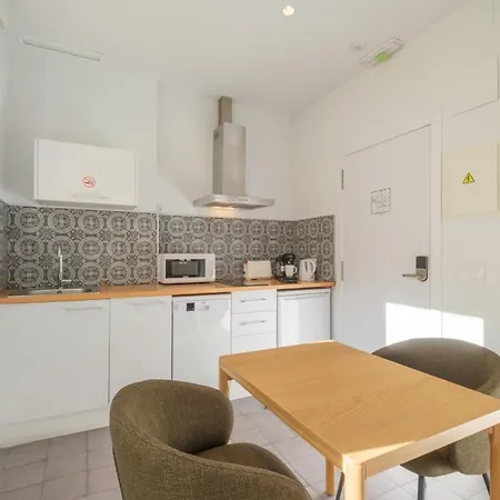 Gorgeous With A Large Private Terrace 4* Valencie