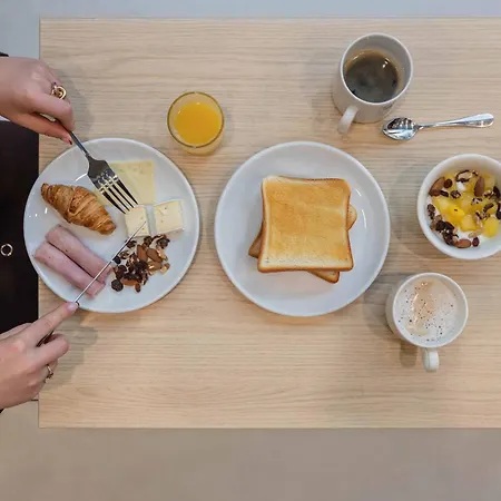 Easyhotel Ciutat Vella 호텔