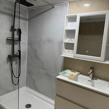 Air Aviacion מלון 2*