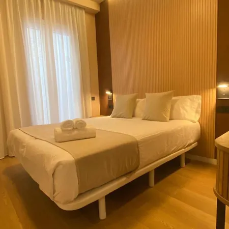 Πανσιόν Marina Boutique 3*