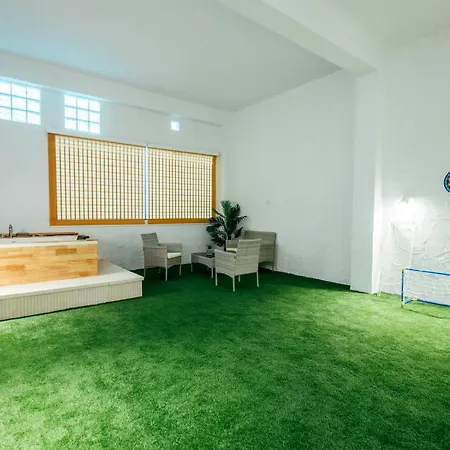 Apartmán Sada Flat, Jacuzzi, Chill Out, 7 Pax, Smarttv *