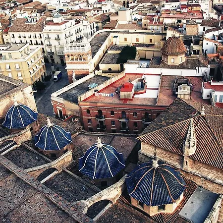 Singularstays Plaza Redonda