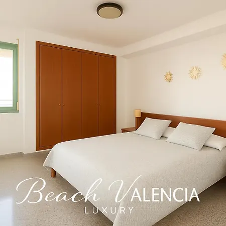 Luxury D7-21 With Terrace And Sea Views With Two Валенсия