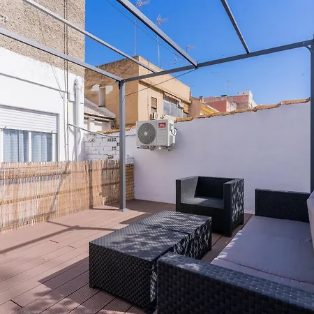 Modern 2br With Terrace In * Валенсия