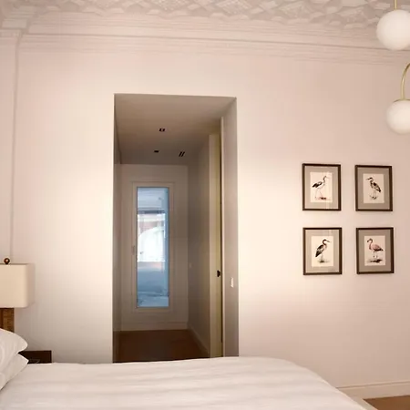 Apartment Stylish & Cozy Flat In Heart Of Eixample, *