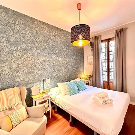 Padre Anton Seasonal アパート バレンシア