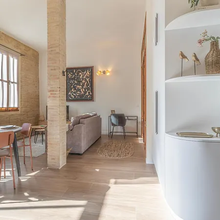 Prime Location, Bright & Cozy Apartamento