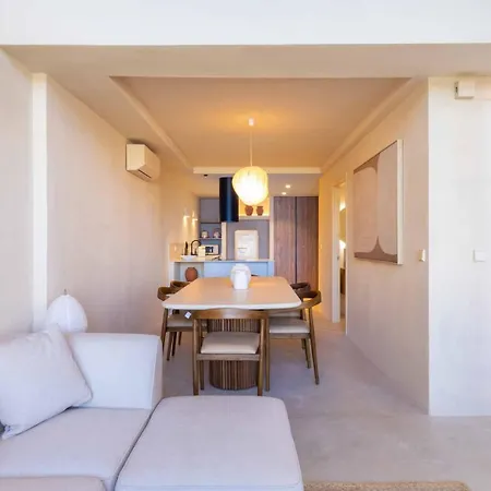 Apartment Vlc Host - Reina 166 B