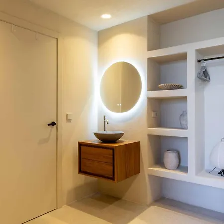 Vlc Host - Reina 166 B Διαμέρισμα *