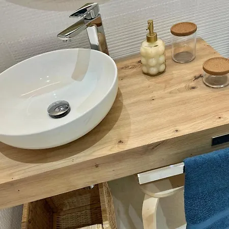 Urban Center - Alma Lägenhet