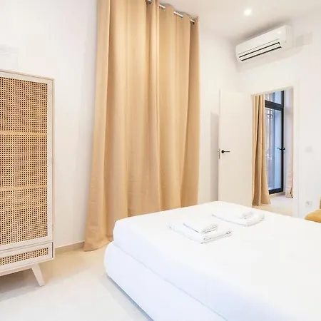 Apartment Vlc Host - Cubells 8 *