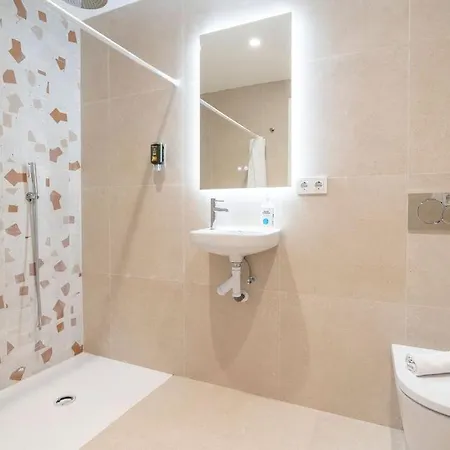 Vlc Host - Cubells 8 Apartment