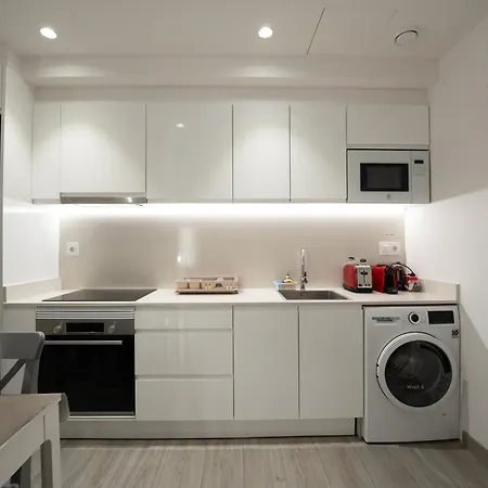 Mimi's In En Corts Apartamento *