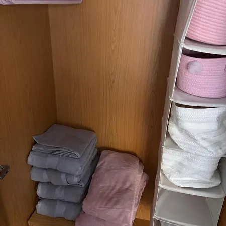 Habitacion Valencia 홈스테이 *