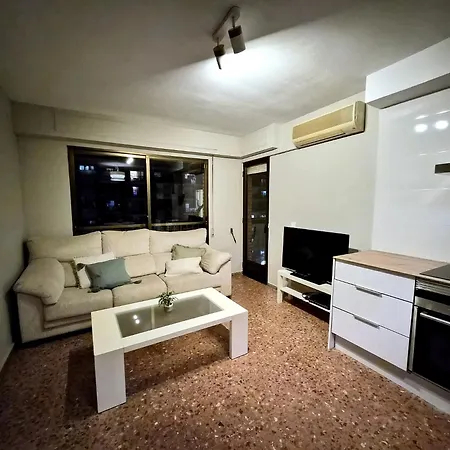 Coliving - Vive En La Zona De Moda Del Centro De Habitación en casa particular Valencia