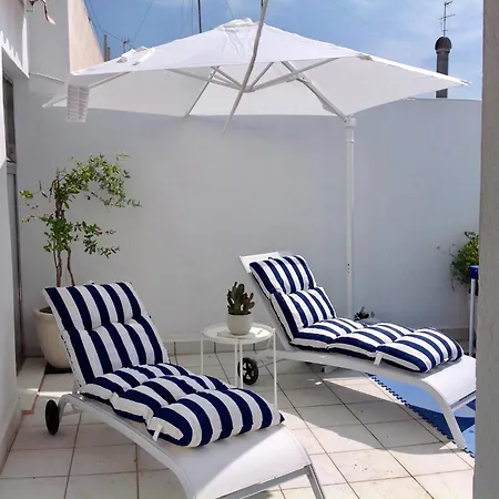 Privada Con Bano En Un Moderno Y Centrico Atico En Ciutat Vella *