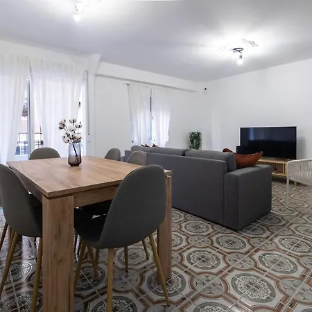 En Corts By Concept Flats * Valencia