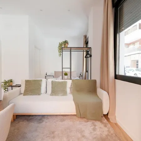 Casa Puerto Isaac Peral バレンシア