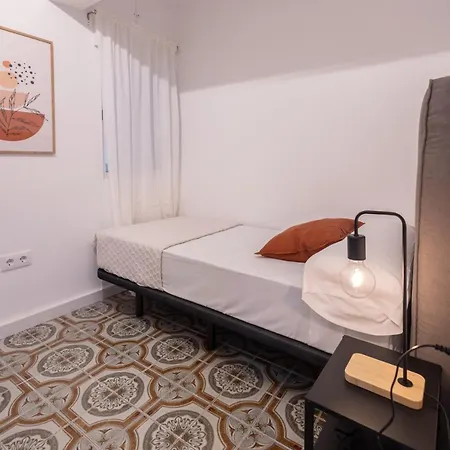 En Corts By Concept Flats Apartment