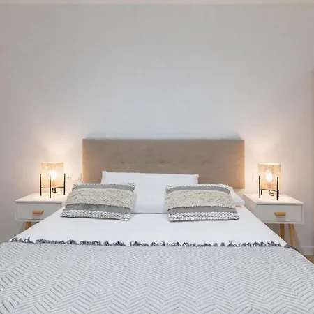 Apartment Marina Near & Of Arts