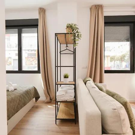 Casa Puerto Isaac Peral Valencia