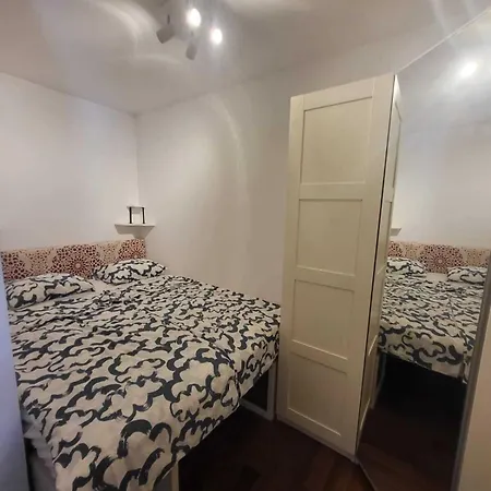 Piso Con Terraza En Cabanyal * Βαλένθια