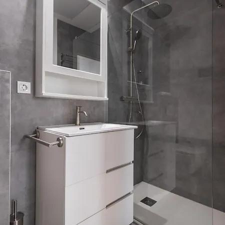 Recared By Concept Flats Valencia