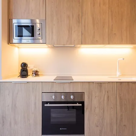 דירה Loft - B 1-6 Smart Access & Urban Calm *