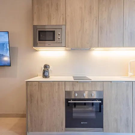 Loft - B 1-6 Smart Access & Urban Calm דירה