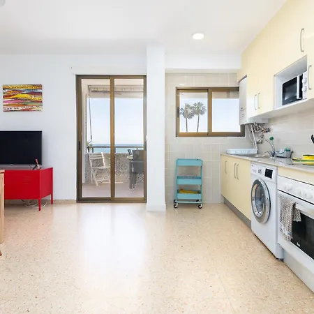 Isola Beachside ולנסיה