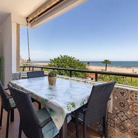 Isola Beachside ולנסיה