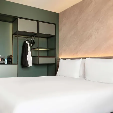 Szálloda Novotel Lavant Valencia