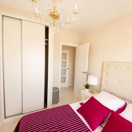 The White Apartment: Luxury, And Design Appartement Valencia