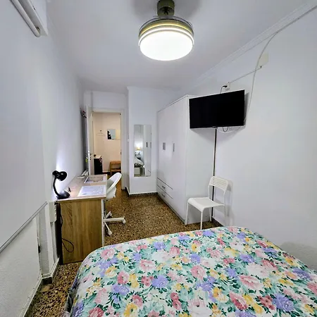 Con Bano, Salon Y Cocina Privados Accommodatie bij particulieren Valencia