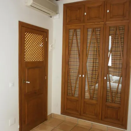 Апартаменты Total Charming Валенсия