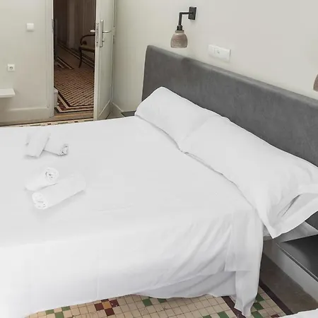 Guest house Nwt Station 2*