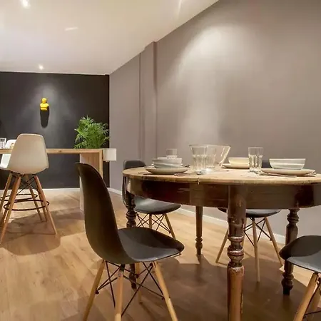 Lägenhet V *