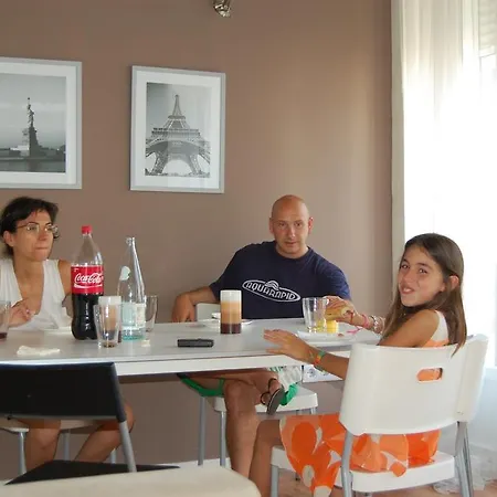 Apartman Calatrava *