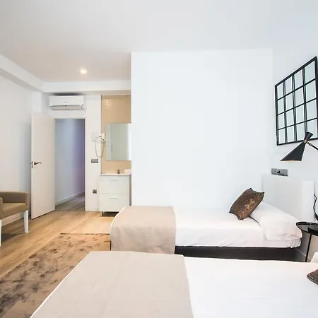 Luxury - Boutique Center