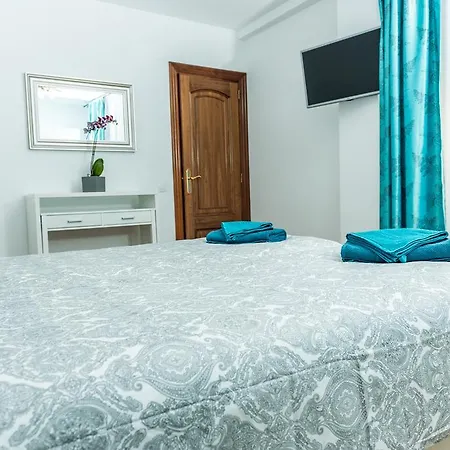 Modern Playa Apartment *