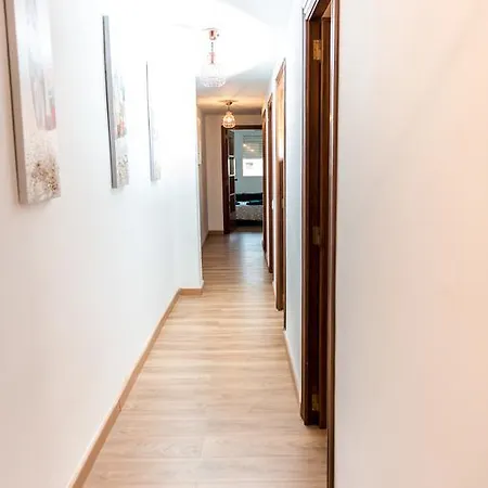 Modern Playa Apartment *