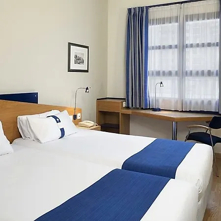 Express Ciudad De Ciencias By Ihg