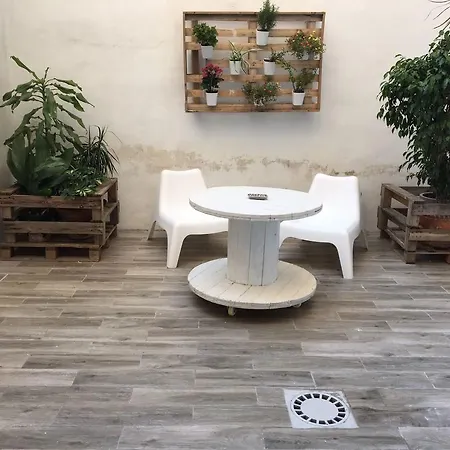 Domus Loft Zona Pechina 公寓 *