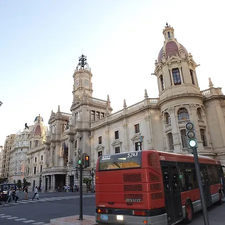 City Hall Square - Wolf Valencia