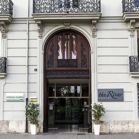 River Hostel Valencia