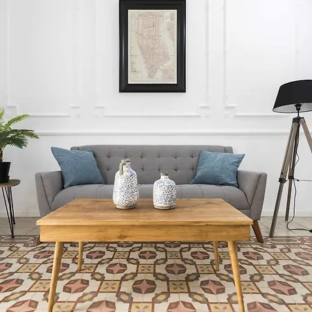 Total Vintage Valencia