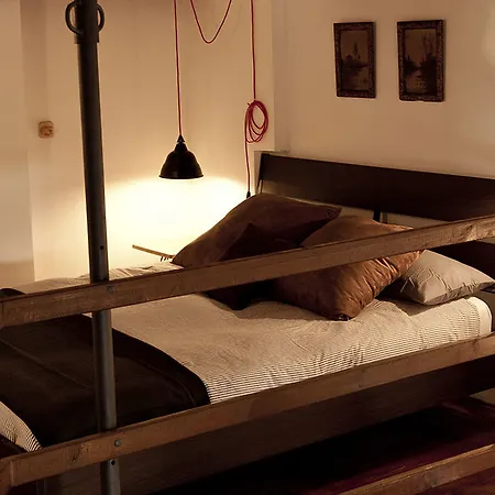 Bubuflats / Mercat Valência