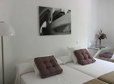 7 Moons Frühstückspension 2*